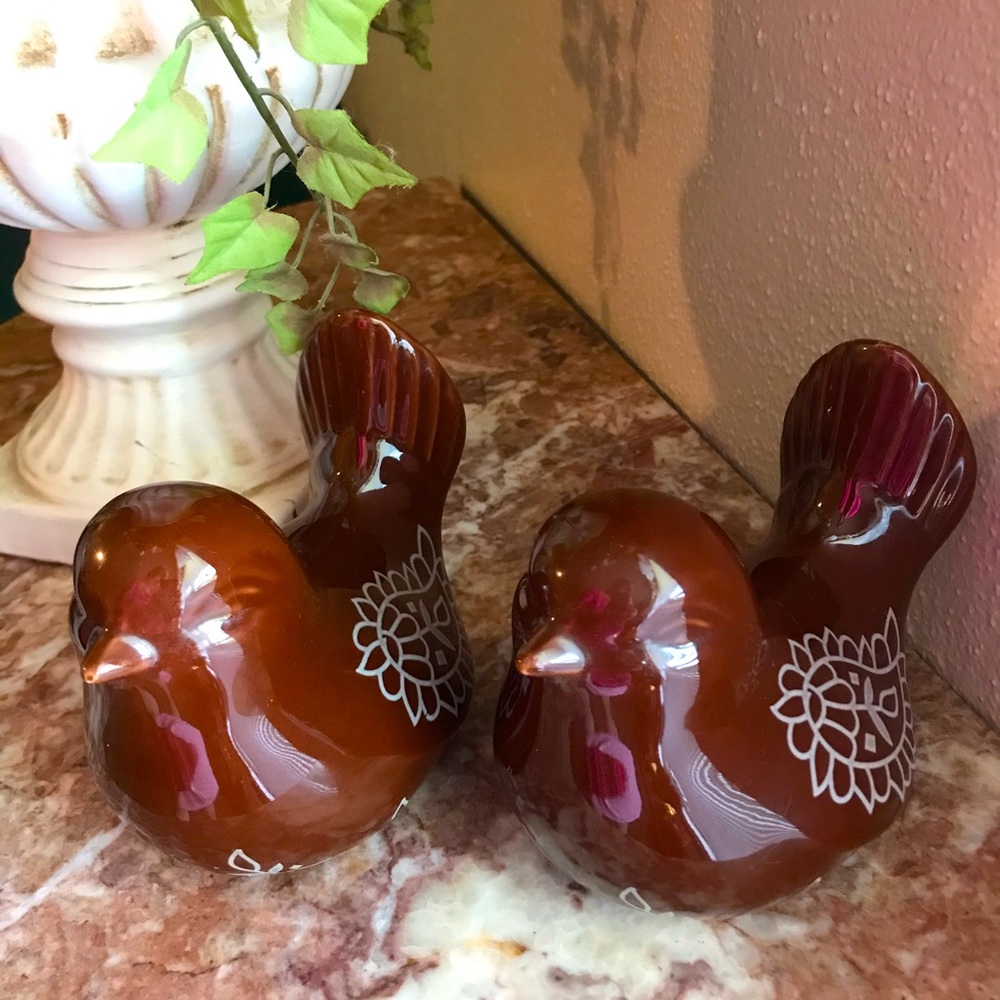 Home #15).   TWO Beautiful Ceramic Birds